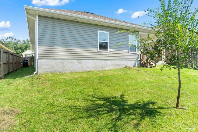 Building Photo - 249 Camellia Dr