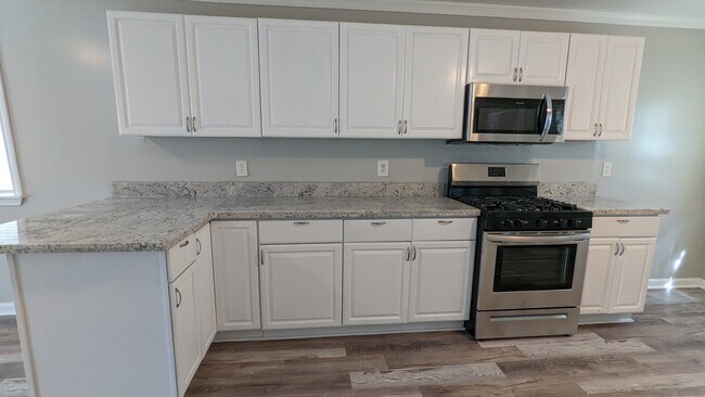 Building Photo - 710 Derbigny St