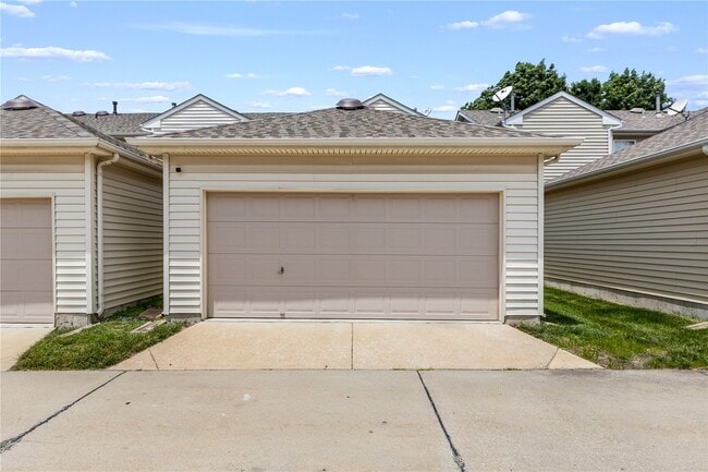 Building Photo - 3138 Waterwheel Pl