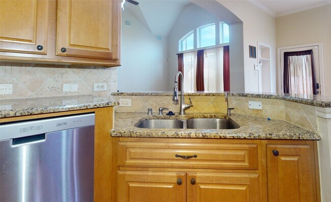 Building Photo - 8538 Sunrise Meadow Ln
