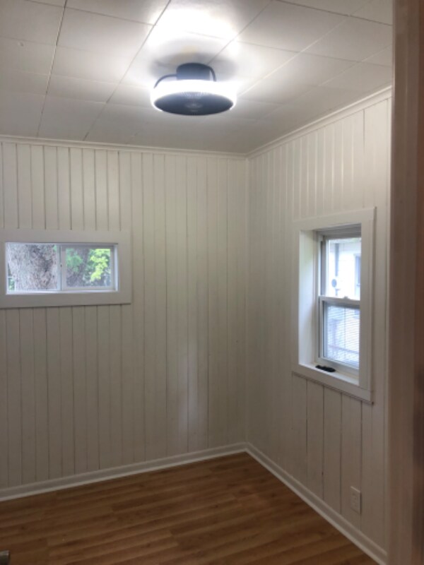 Building Photo - 133 Lakeside Dr