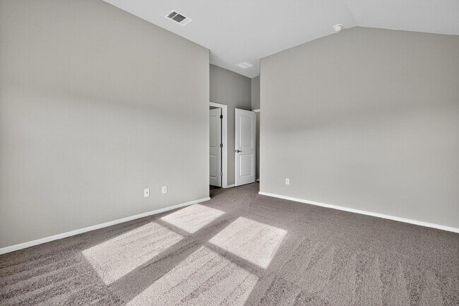 Building Photo - 128 Shugart St