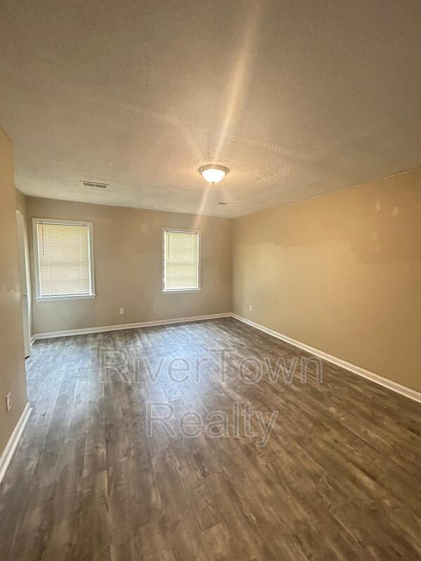 Building Photo - 781 Candace Dr