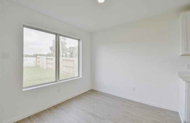 Building Photo - 18637 Cepagatti Dr