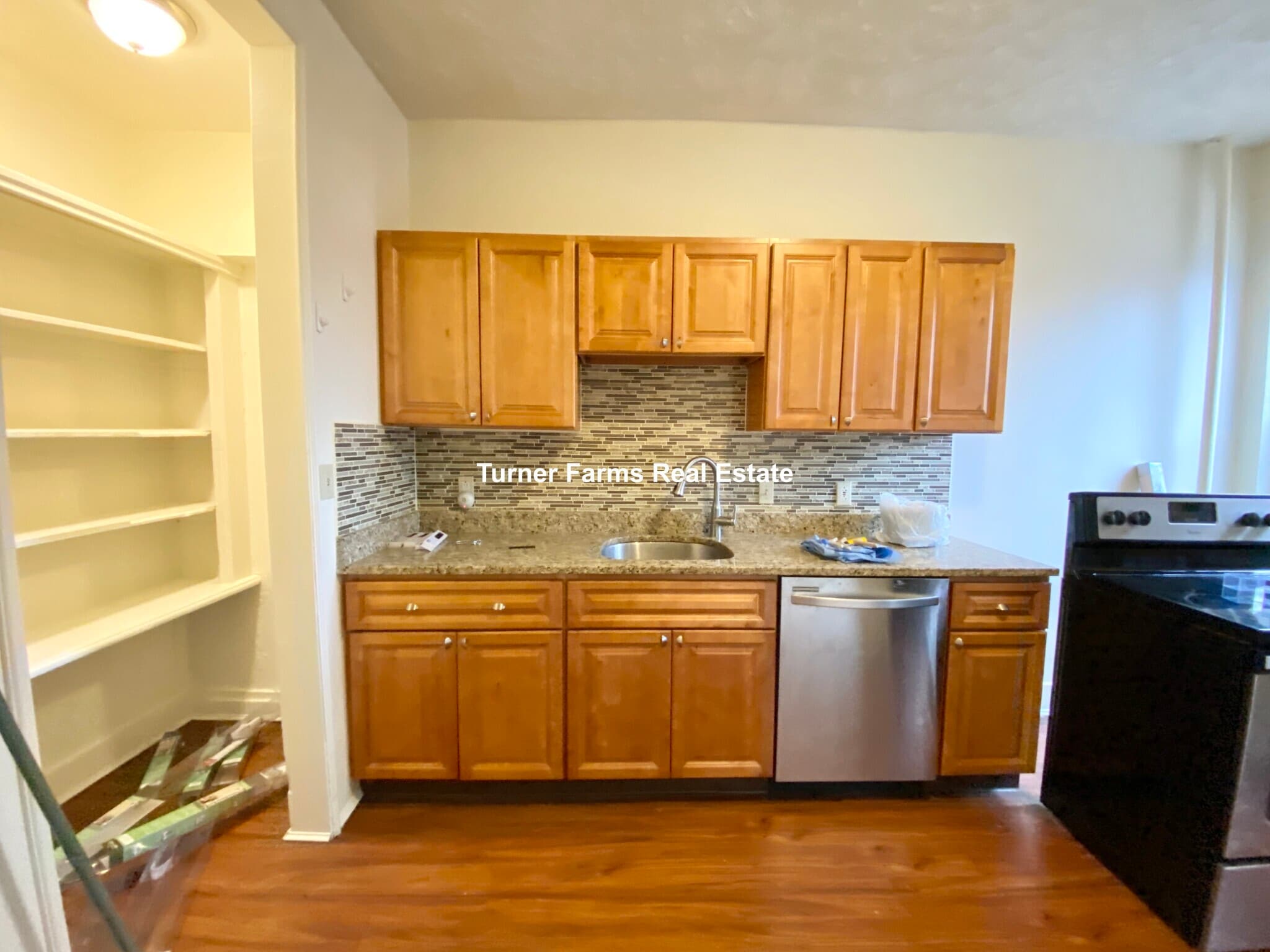 Building Photo - 614 Columbus Ave