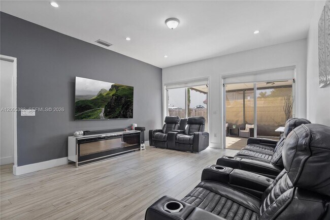 Building Photo - 8218 SW 163rd Pl