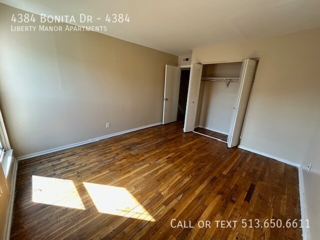 Building Photo - 4384 Bonita Dr