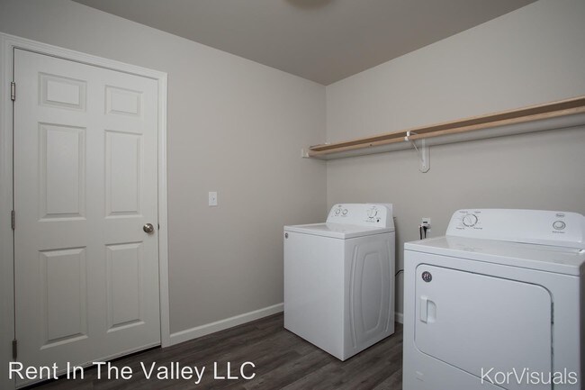 Building Photo - 3161 E Palmer-Wasilla Hwy