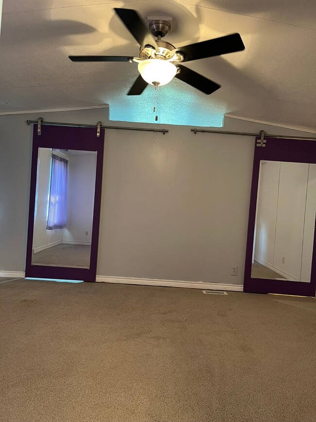 Building Photo - 12732 Pecan Tree Ct