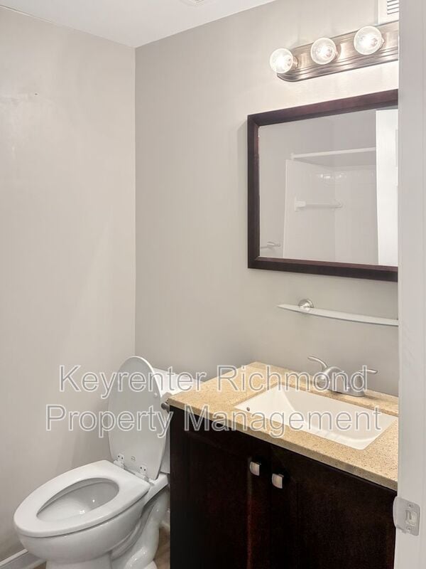 Building Photo - 9373 Man-O-War Ct