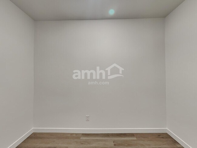 Building Photo - 12222 Thunder Creek Pky