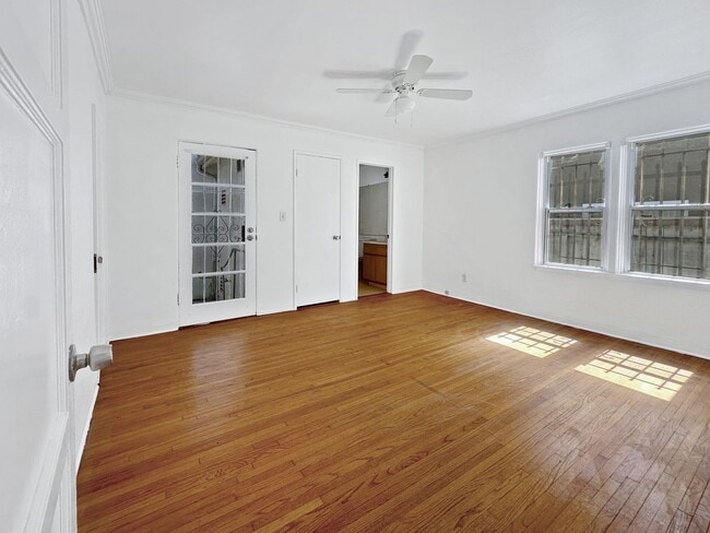 Building Photo - 3 Bedroom House in North Park!