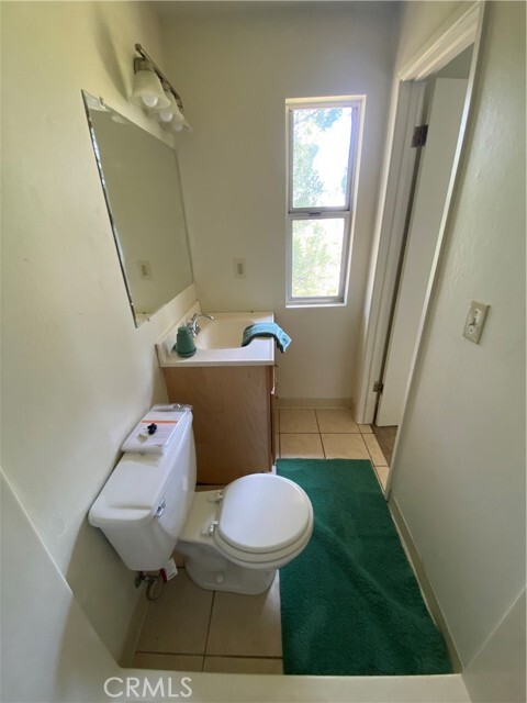 Building Photo - 18483 Park Point Ct