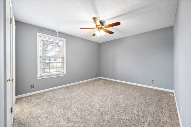 Building Photo - 3 Bedroom Home for Rent in St. B!