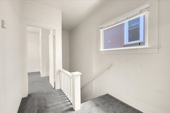 Building Photo - 2108 I St