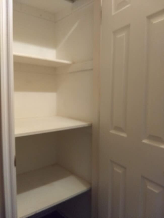 Building Photo - 202 Timbercrest Ct