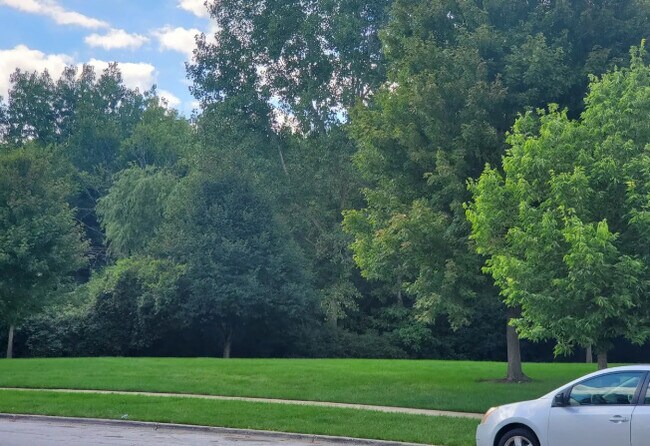 Building Photo - 1449 McClure Rd