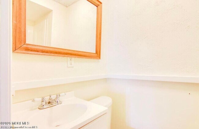 Building Photo - 1737 Belmar Blvd