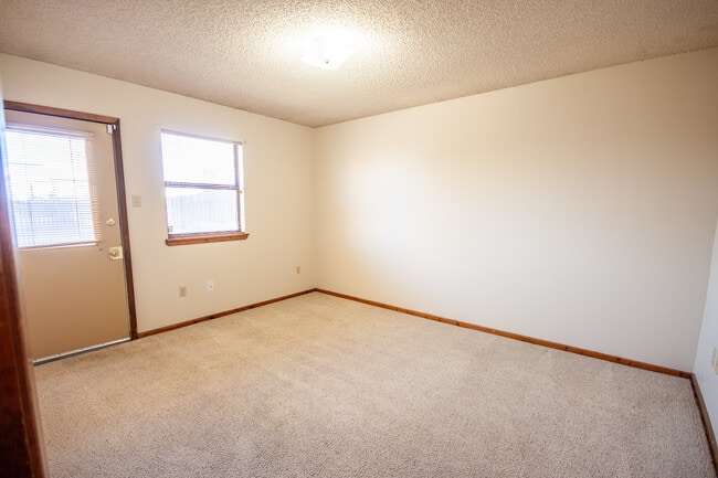 Building Photo - 809 Stanton Pl