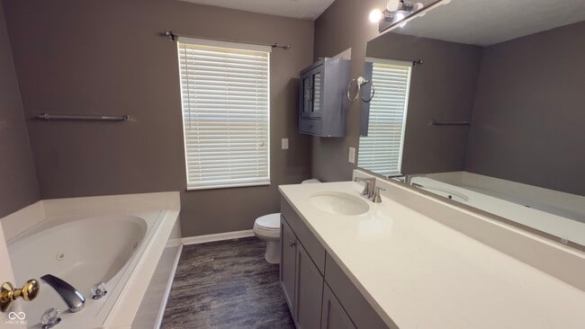 Building Photo - 5064 Gunston Ln