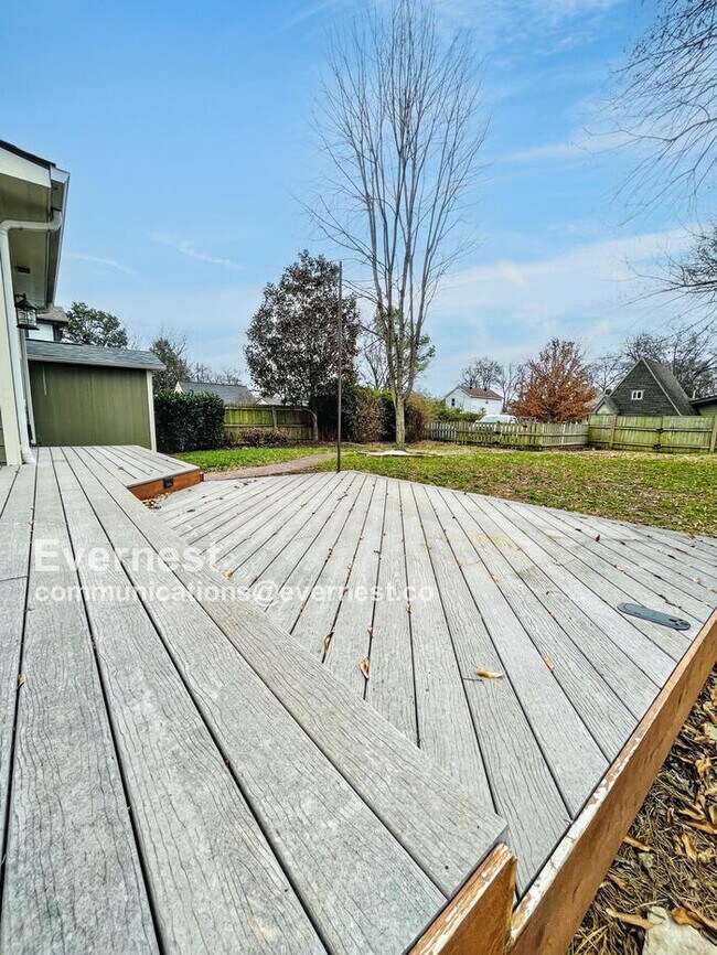 Building Photo - 311 Antioch Pike