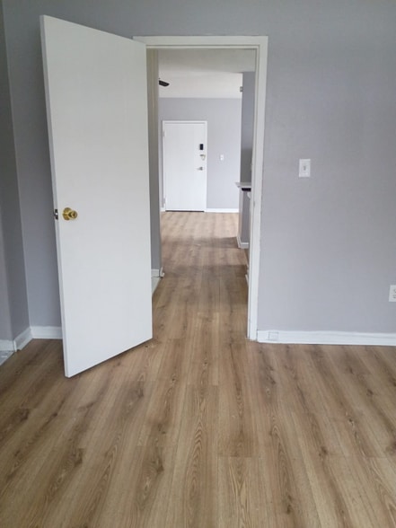 Building Photo - 13945 Superior Rd