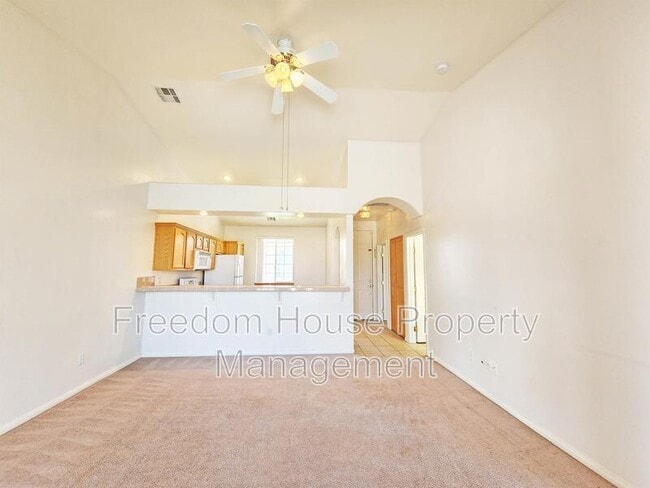 Building Photo - 1320 Pocahontas Ave
