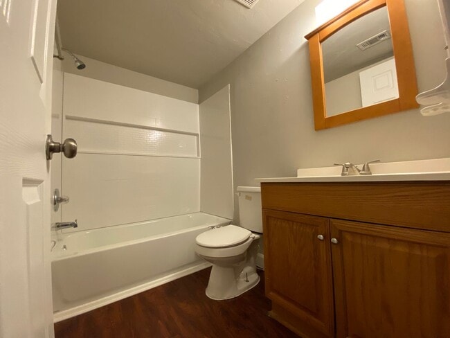 Building Photo - 2014 SW 70th Terrace