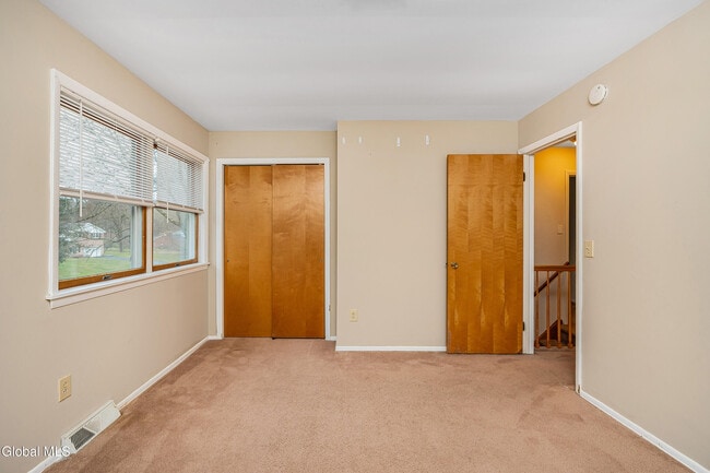 Building Photo - 3 Springwood Manor Dr