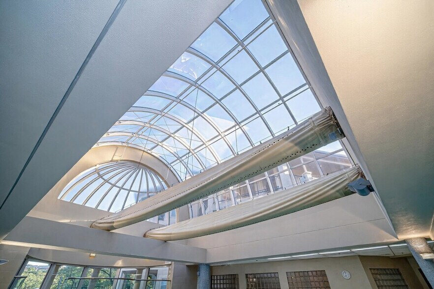 Building Photo - 3404 American Dr