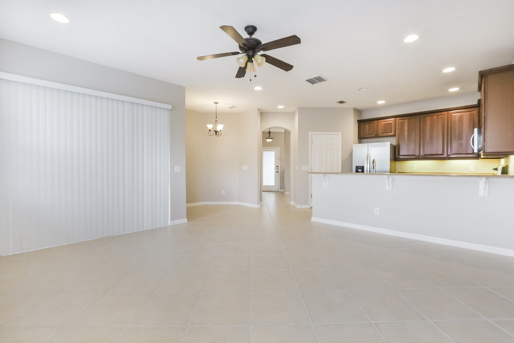 Building Photo - 1304 Travertine Terrace