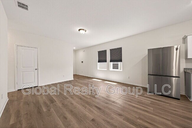 Building Photo - 13603 Lunar Light