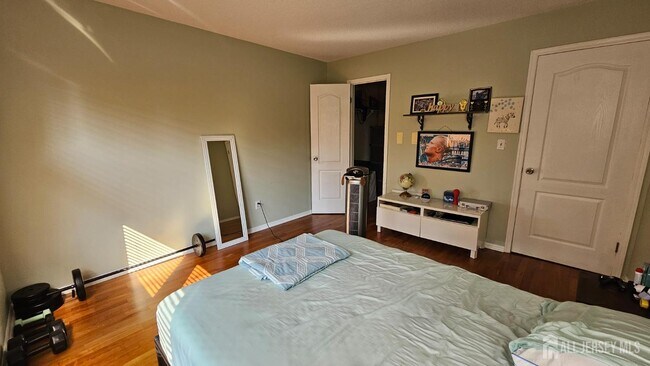 Building Photo - 9 Sandpiper Dr
