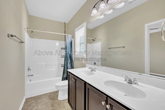 Building Photo - 2 Horton Grove Ct