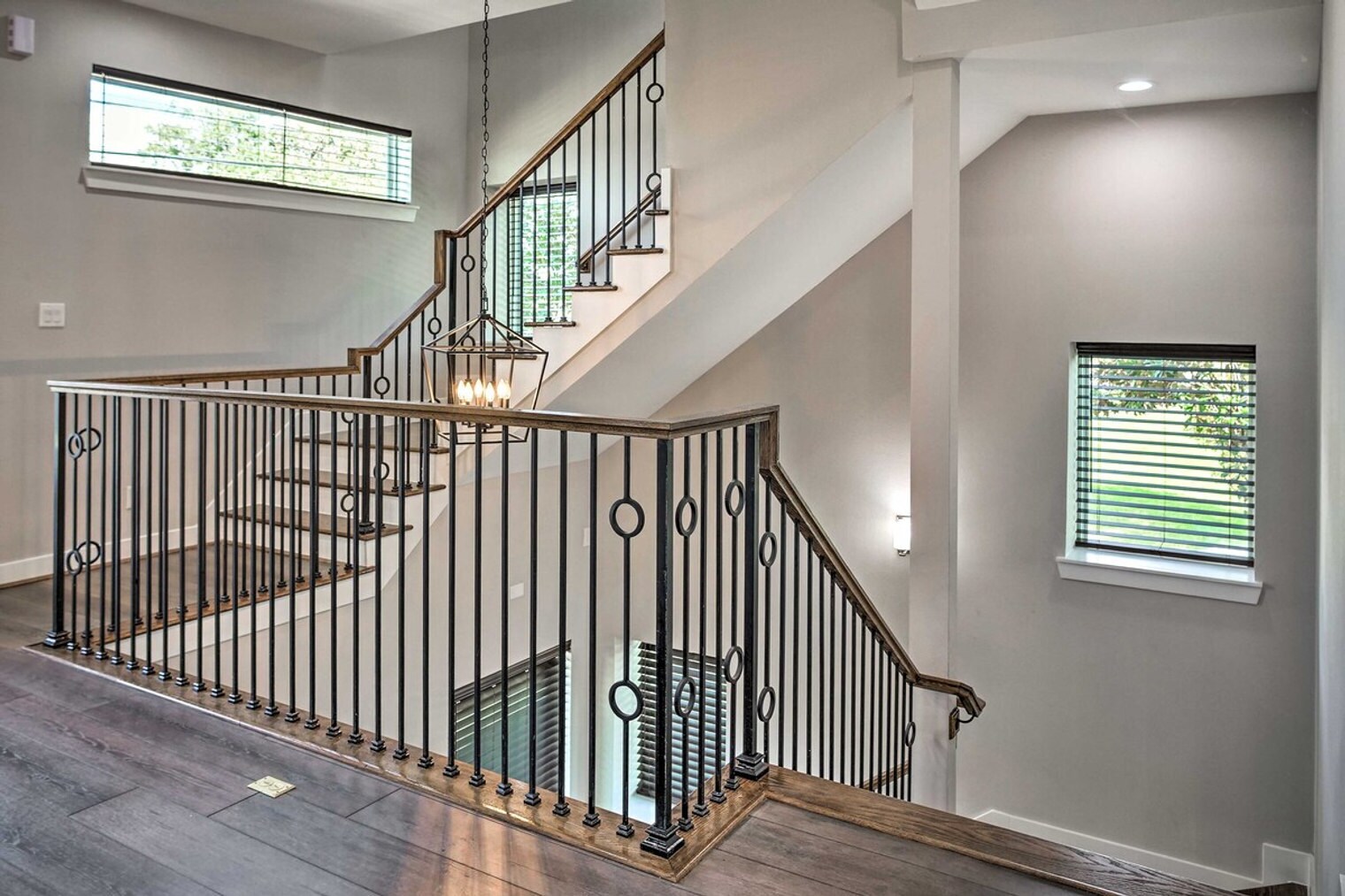 Building Photo - 6403 Bowling Green St