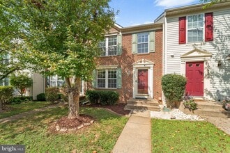 Building Photo - 15743 Viewpoint Cir