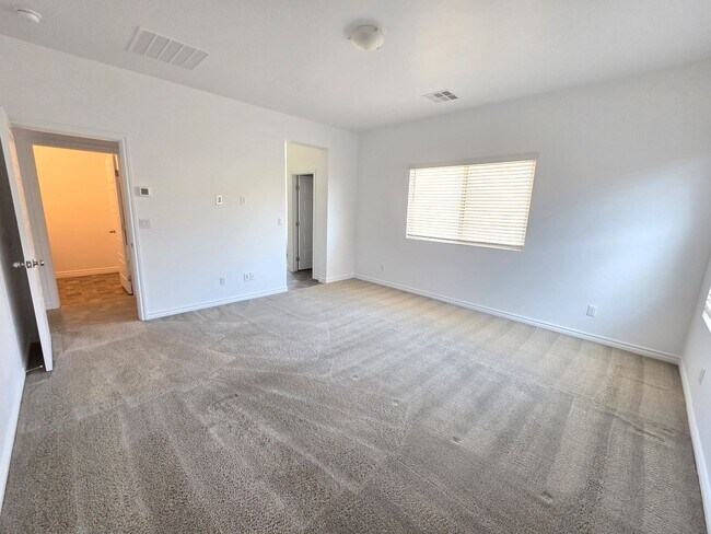 Building Photo - 2868 Amphion Ct
