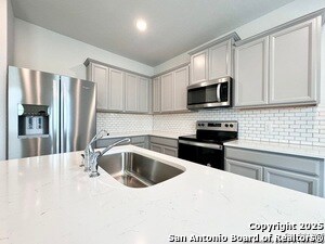 Building Photo - 2557 Windle Ln
