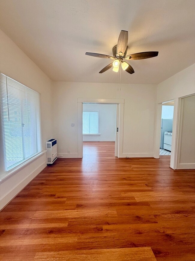 Interior Photo - 1645 N. Harvard Blvd.,