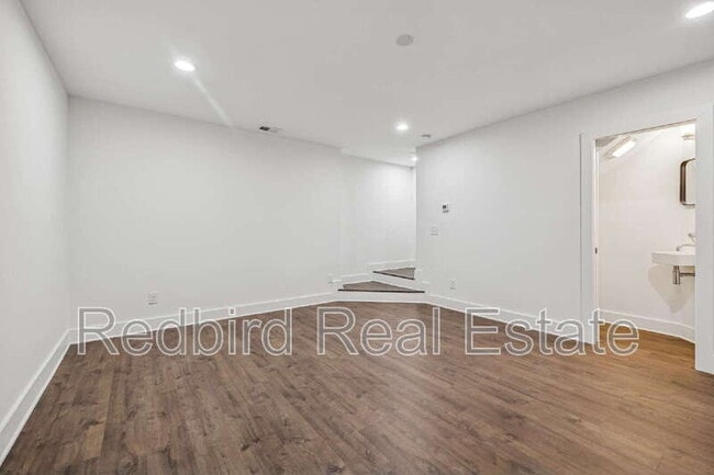 Building Photo - 2050 McKinley St
