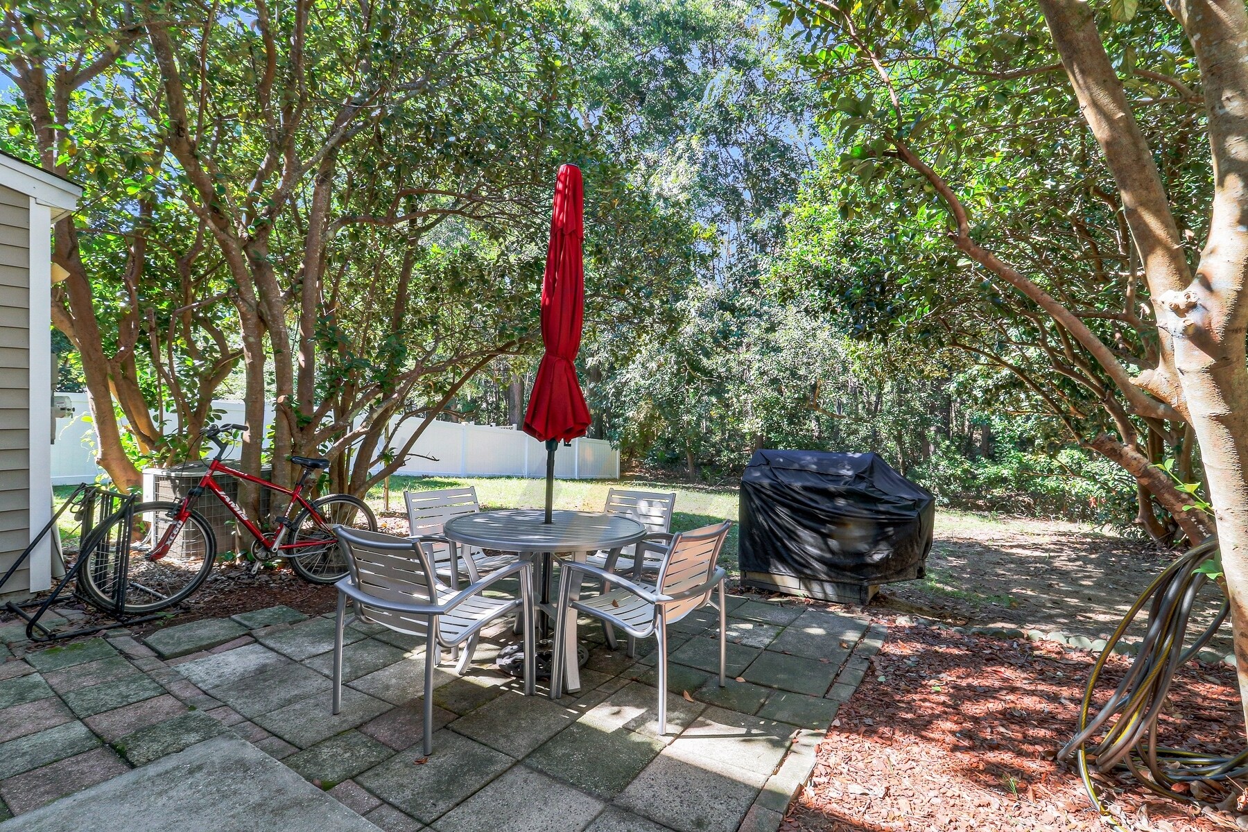 Building Photo - 420 Gardners Cir