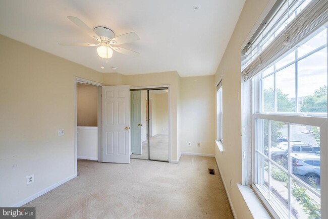 Building Photo - 5920 Terrapin Pl