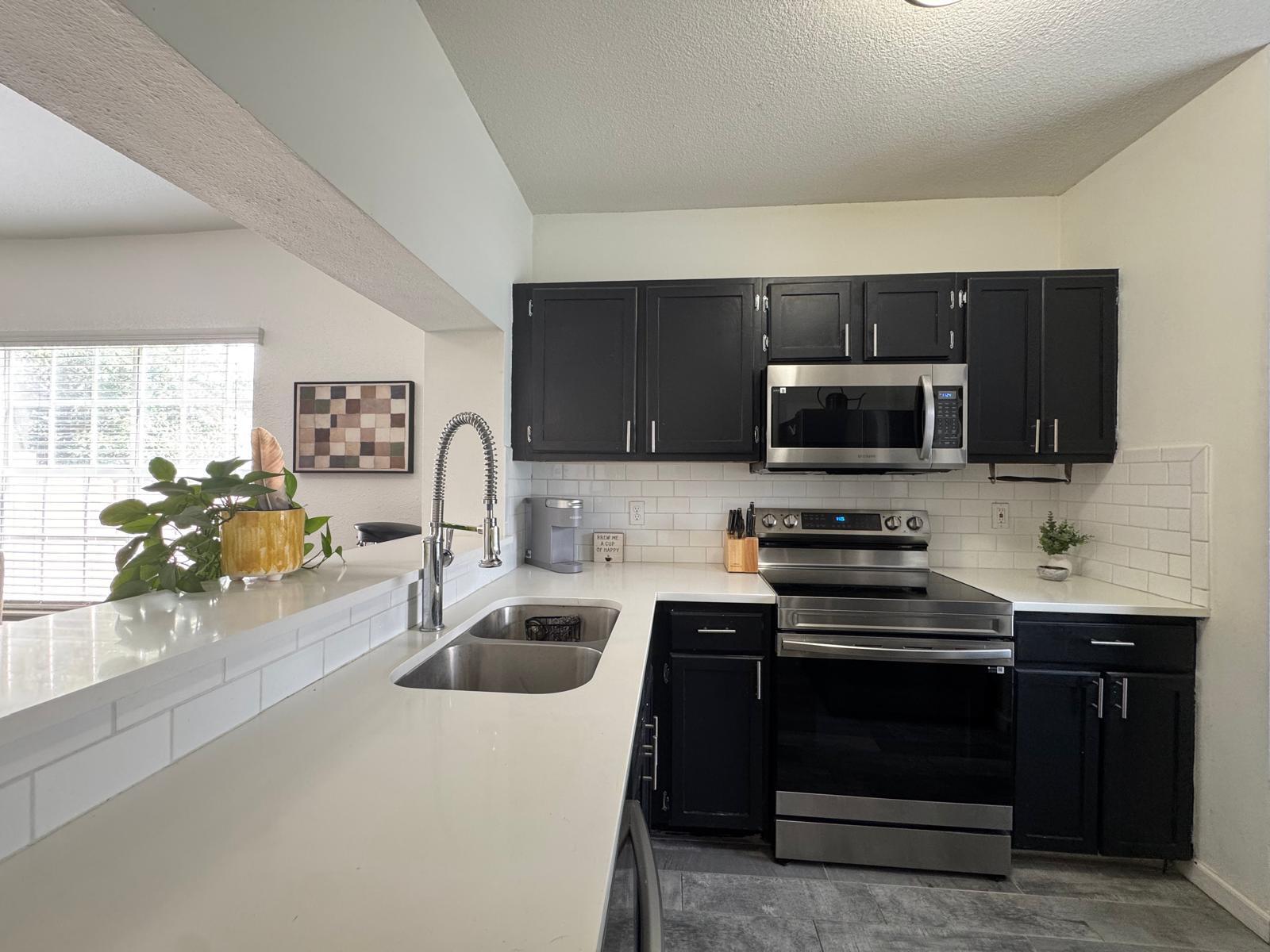 Building Photo - 22 Cross Cyn