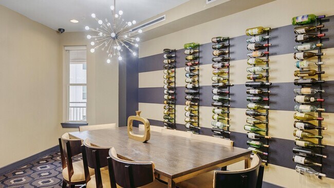 Building Photo - 10300 Katy Fwy