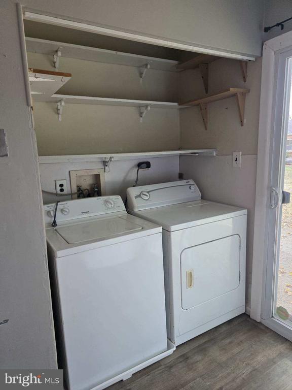 Building Photo - 10 Archer Cir