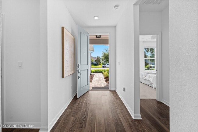 Building Photo - 282 Timber Lgt Trl