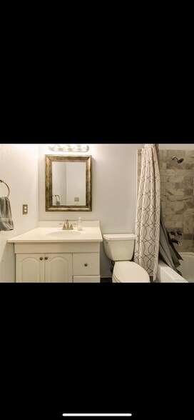 Building Photo - 7309 W Hampden Ave