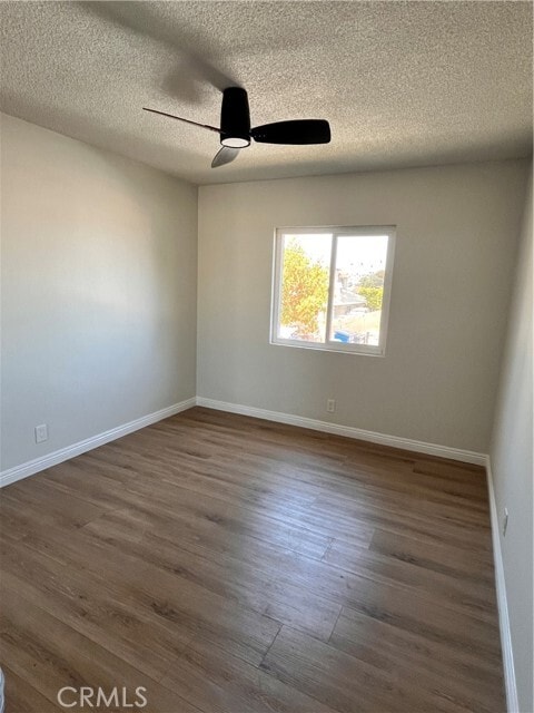 Building Photo - 703 W Anaheim St