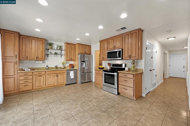 Building Photo - 1668 Parkside Dr