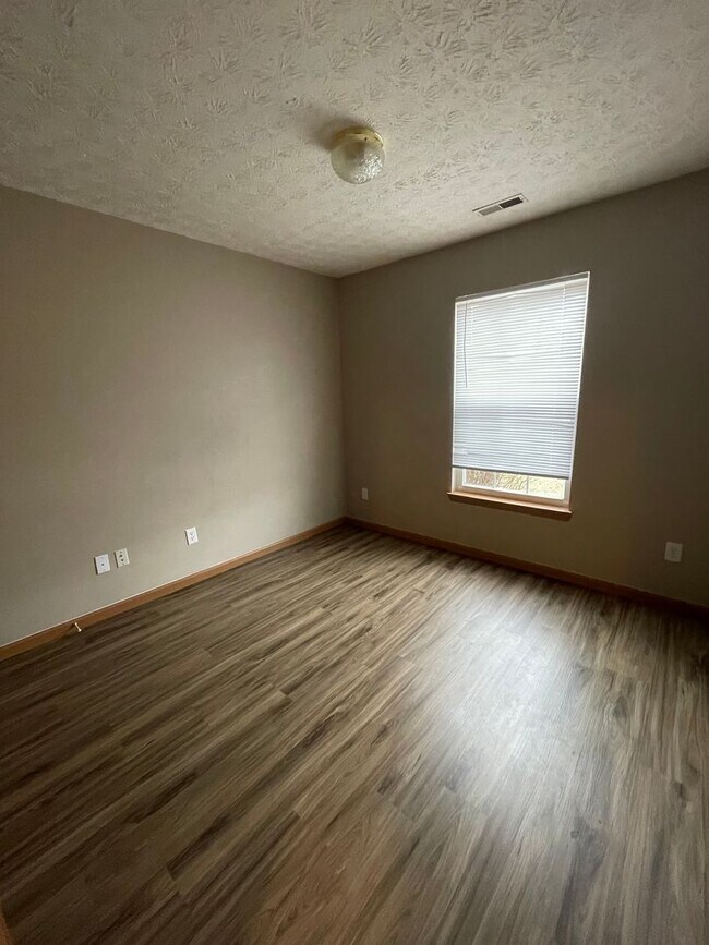 Building Photo - 3 Bedroom Home in West Lafayette